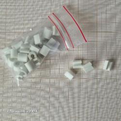 Agrafes, pinces, clips plastique pour bloquer les lignes mont&eacute;es sur le support, p&ecirc;che,