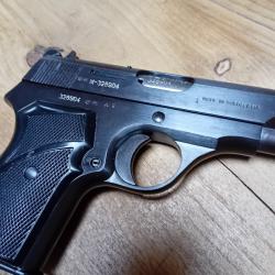 PISTOLET ZASTAVA M70