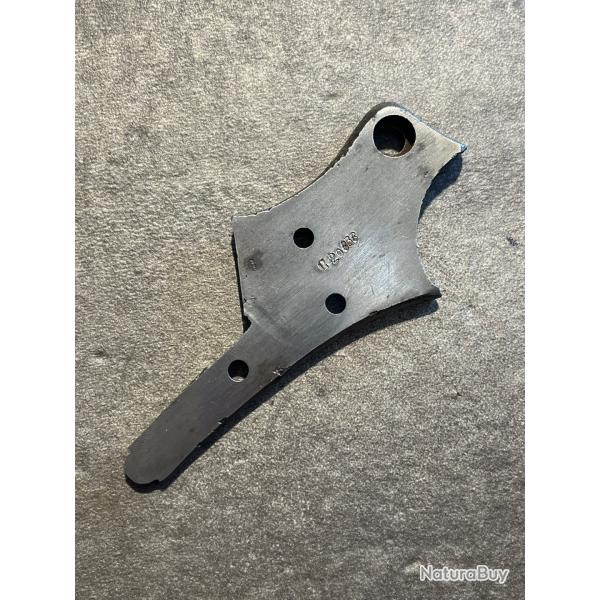 Plaque de recouvrement revolver 1873 ref t38