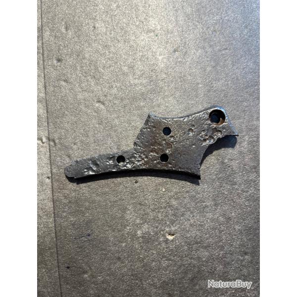 Plaque de recouvrement revolver 1873 ref 88