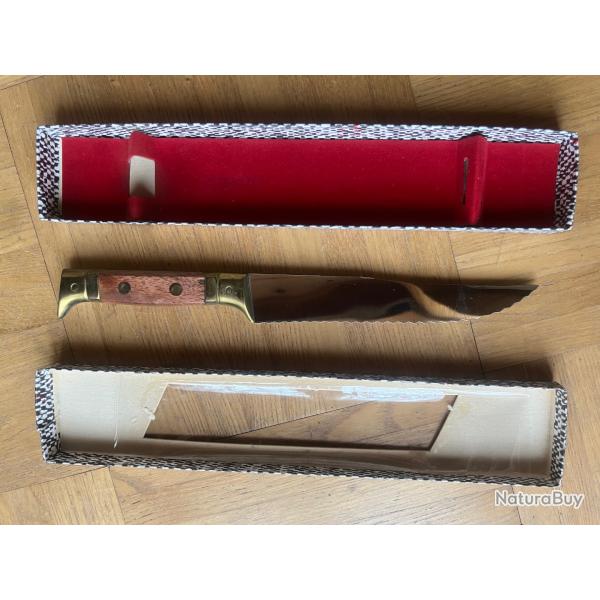 Couteau : V�ritable Ricornet .