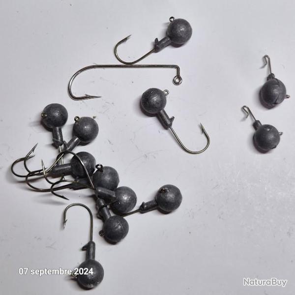 Vends lot de 12 plombs pour leurres souples neufs (poids 10, 9 g) et 1 gros hame�on