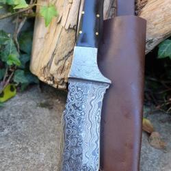 Beau Poignard Damas Lame Tanto Mitres Damas 256 Couches Manche Corne Fabricat Artisanale Etui Cuir