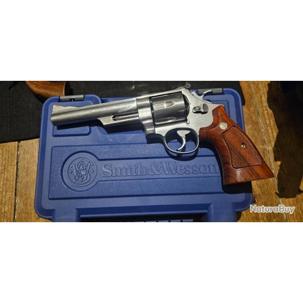 Smith & Wesson 629-3 classique en 44 magnum