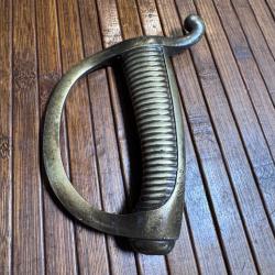 POIGN&Eacute;E DE SABRE EN BRONZE A 28 CANNELURES MOD&Egrave;LE GARDE NATIONALE