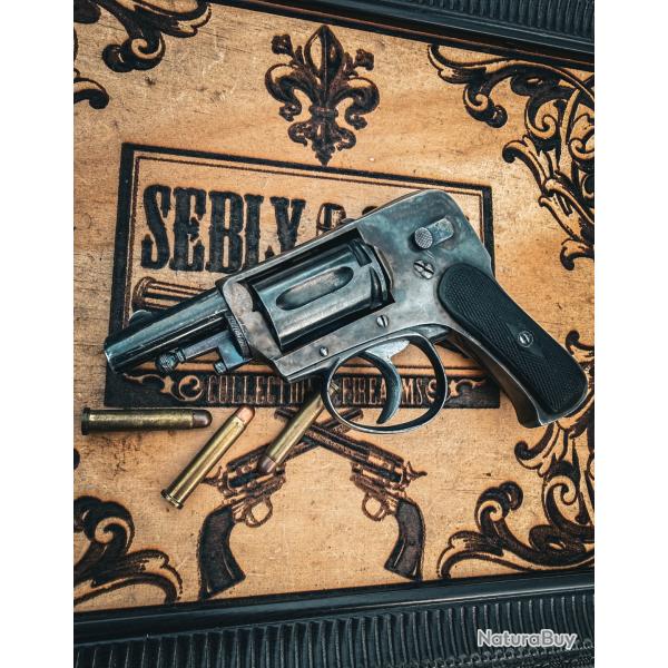 Rare revolver v�lodog � pontet "LEPAGE � LI�GE" avec holster cuir - POUDRE VIVE