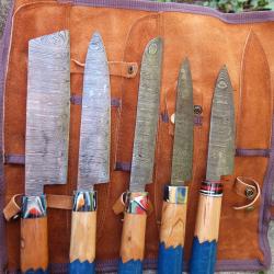 Lot de 5 Couteau de Cuisine Style Japonais Lame Acier Damas 256 Couches Housse Cuir Fab Artisanale