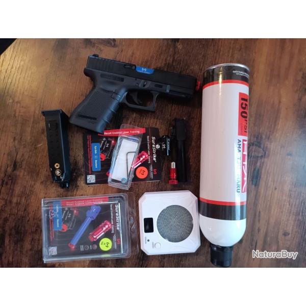 Vends syst�me complet d'entrainement laser ( Umarex G19 + 2 cartouches Laser Ammo + Cible + Spider)