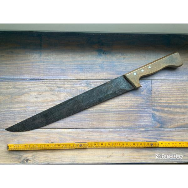 ANCIEN TR�S GRAND COUTEAU (58,5CM) /DE BOUCHER / CUISINE / MANCHE OS