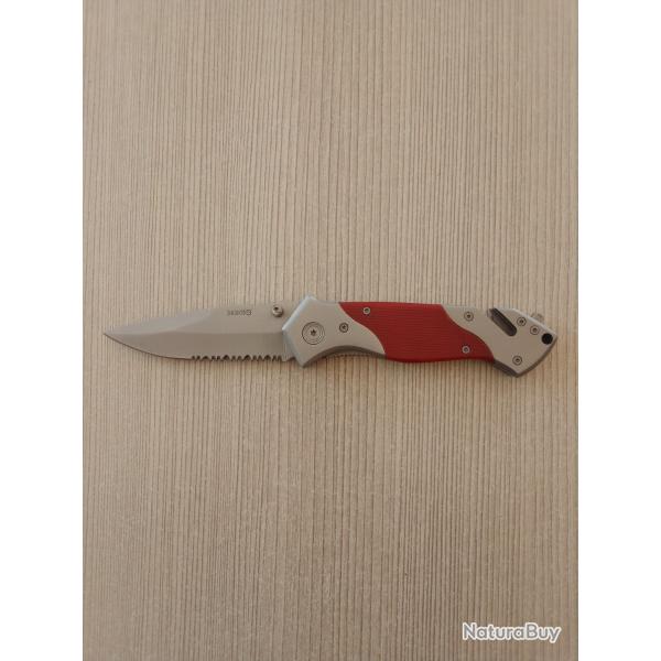 Couteau de S�curit� Pliant Balad�o Lame 9cm micro-dent�e