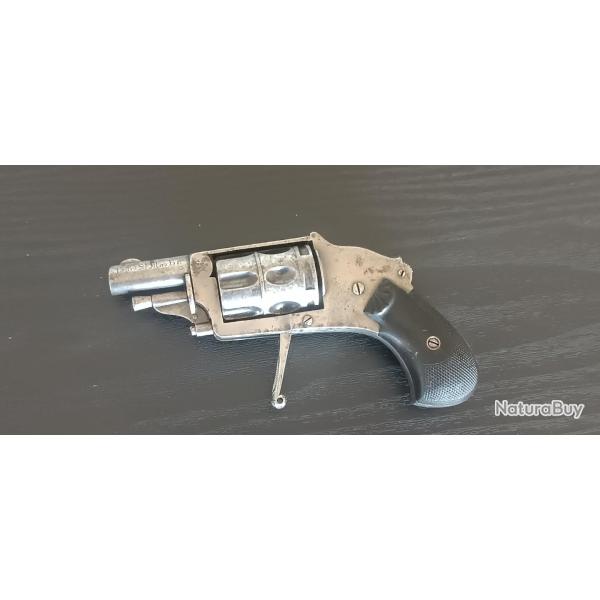 Revolver Velodog bossu calibre 6mm