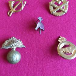 lot de 5 insignes militaire  belge