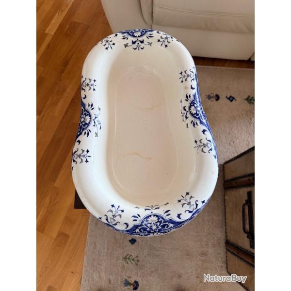 Bidet ancien en faience vieux Rouen