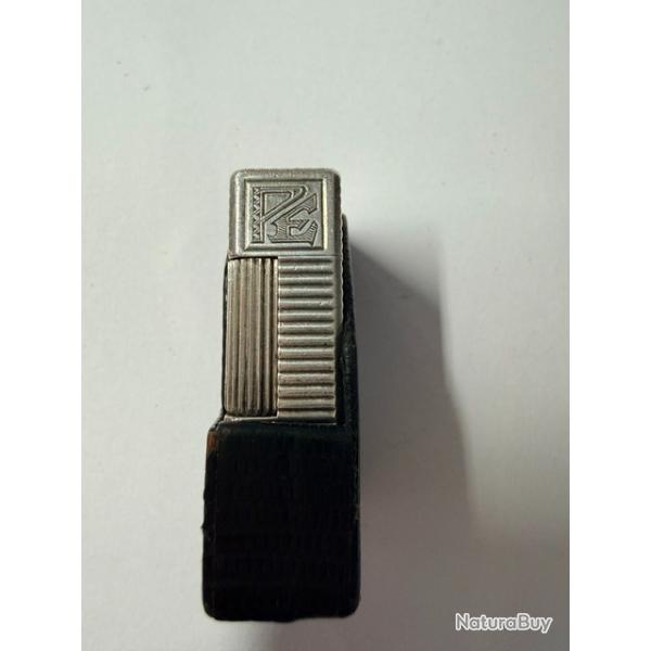Briquet S. T Dupont