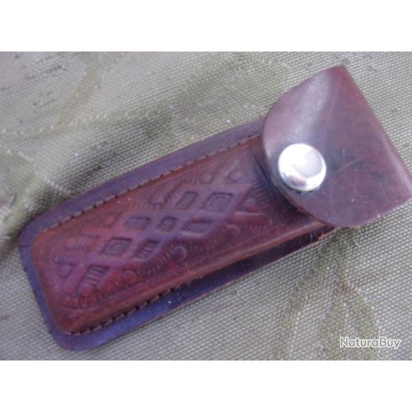 couteau pliante Laguiole avec gaine