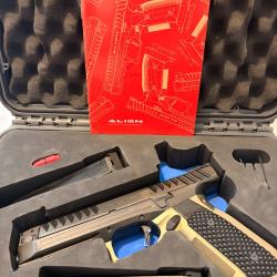 LAUGO ALIEN PERFORMANCE