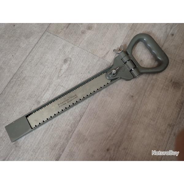 Scie en dotation pour l'arm�e suisse. Outil pour compl�ter pelle, pioche. Top camping