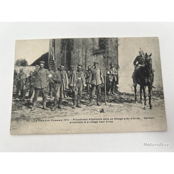 Carte Postale Ancienne Militaria : Prisonniers Allemands pr�s d'Arras.