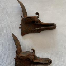 Deux bassinets &agrave; silex