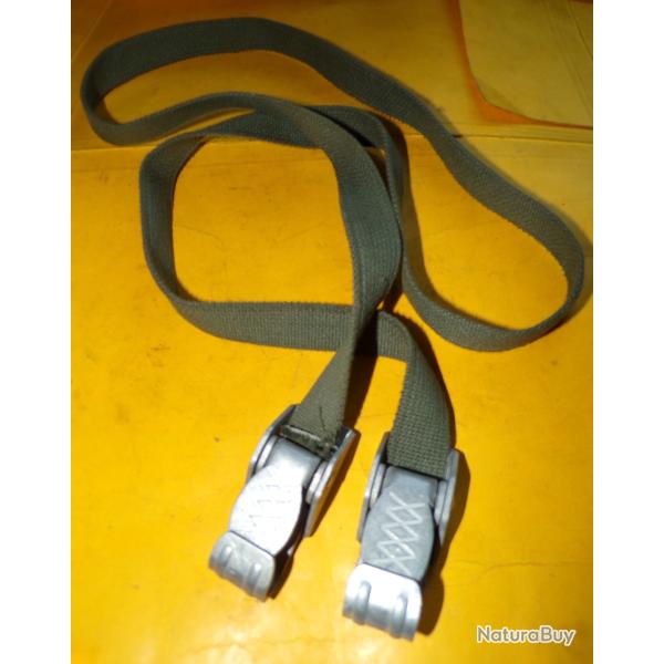 SANGLE EN TISSU POUR MUSETTE MILITAIRE DE L' ARMEE ALLEMANDE BUNDESWHER  ,DIMENSION LONGUEUR 120 CM
