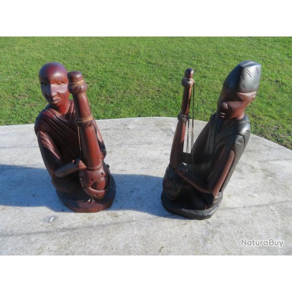 DUO de sculpture Africaine en bois sculpt� � la main repr�sentant des joueurs de Kora - SENEGAL(XXe)