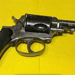 Tr&egrave;s rare bulldog 8/92