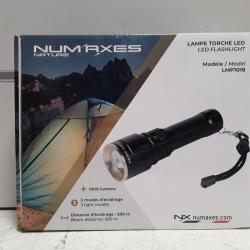 LAMPE TORCHE A LED RECHARGEABLE  1000 LUMENS ! NUM'AXE (LMP1018)
