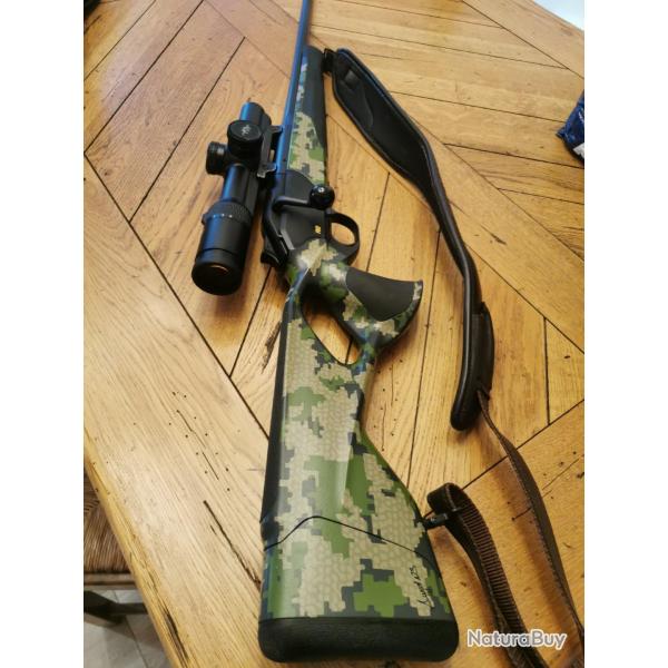 Carabine a culasse lin�aire blaser r8 ultimate camo 5000� sans lunette 6000� avec la lunette