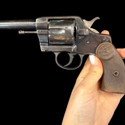 SUPERBE COLT NEW ARMY AND NAVY 1895 cal. 38LC num&eacute;ro de s&eacute;rie 193034