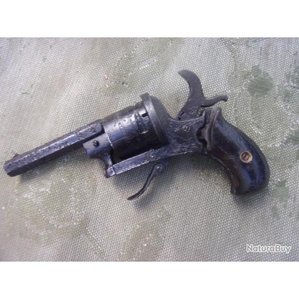 revolver ancien 16 cm