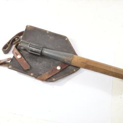 Pelle pliante Arm&eacute;e Suisse ann&eacute;es 1950 avec &eacute;tui en cuir. Surplus, d&eacute;tection survie jardinage