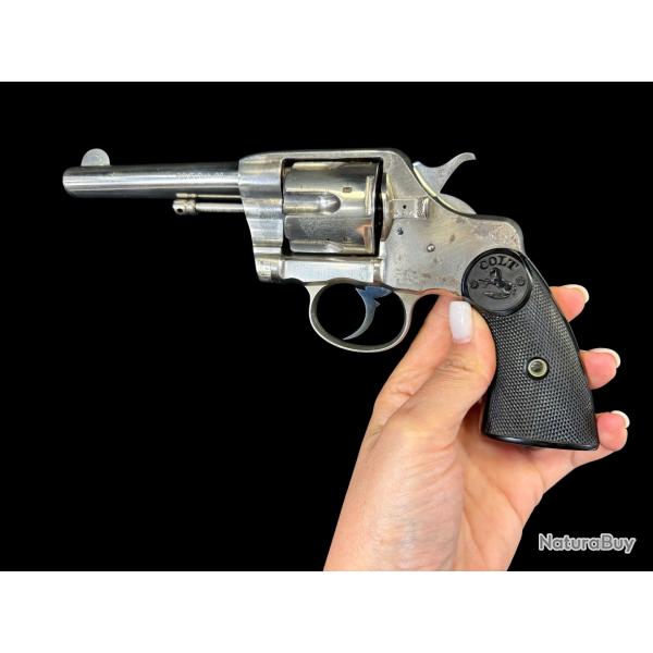 TR�S BEAU COLT NEW ARMY AND NAVY 1895 cal. 38LC num�ro de s�rie 134667