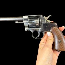 COLT NEW ARMY AND NAVY 1901 dat&eacute; 1903 cal. 38LC num&eacute;ro de s&eacute;rie 195812