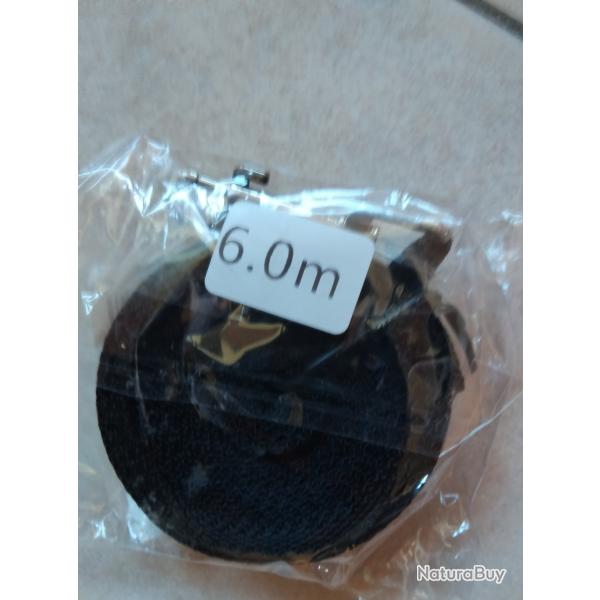 Longe noire de 6 m�tres avec mousqueton largeur de sangle 20mm NEUVE