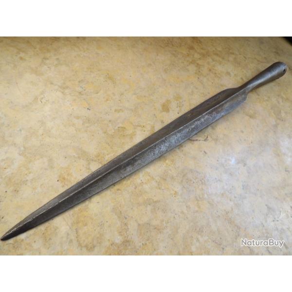 Pointe de pique r�volutionnaire AN au dos lame lance XVIII�si�cle r�volution Fran�aise 1789 63cm