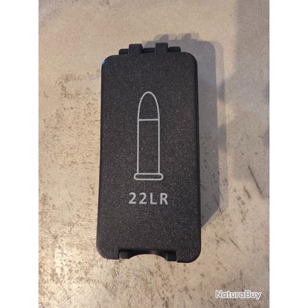 boite � munitions pouvant contenir 105 cartouches de 22 LR