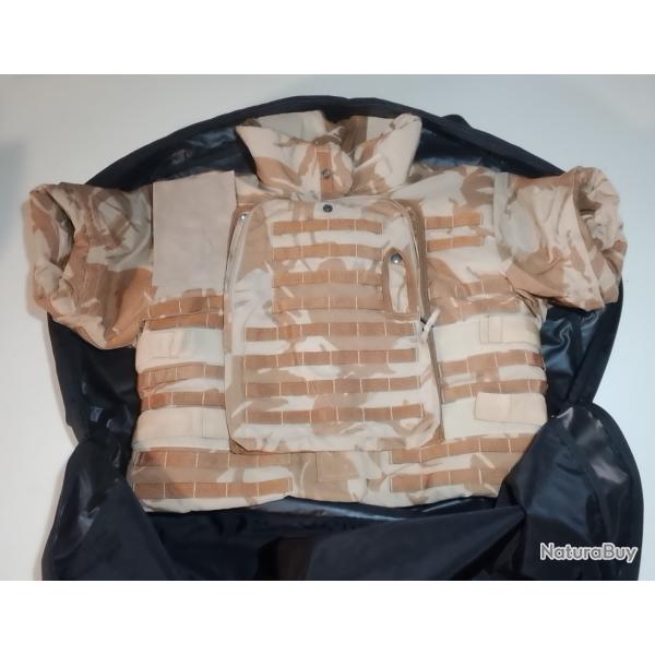 GILET PARE BALLES DESERT TOUT EN KEVLAR T3 + PLAQUES NIJ4 et 1 NIJ3 DANS SAC ARMEE ANGLAISE