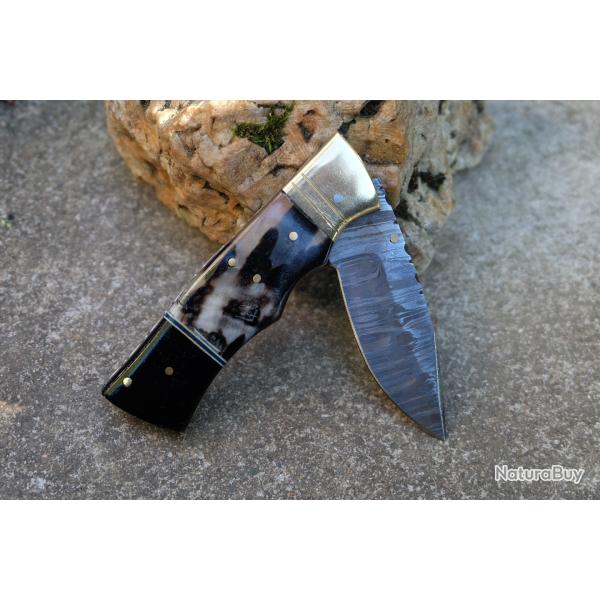 Beau Couteau Damas Lame Drop Point 128 Couches Manche B�lier & R�sine Fabric Artisanale Linerlock