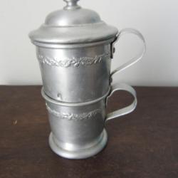 Mini cafeti&egrave;re en alu Tournus Unis 1930-1940