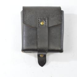 Pouch cartouchi&egrave;re &agrave; munitions sur clips Italienne Carcano et d&eacute;riv&eacute;s post WW2. Italie fusil (B)
