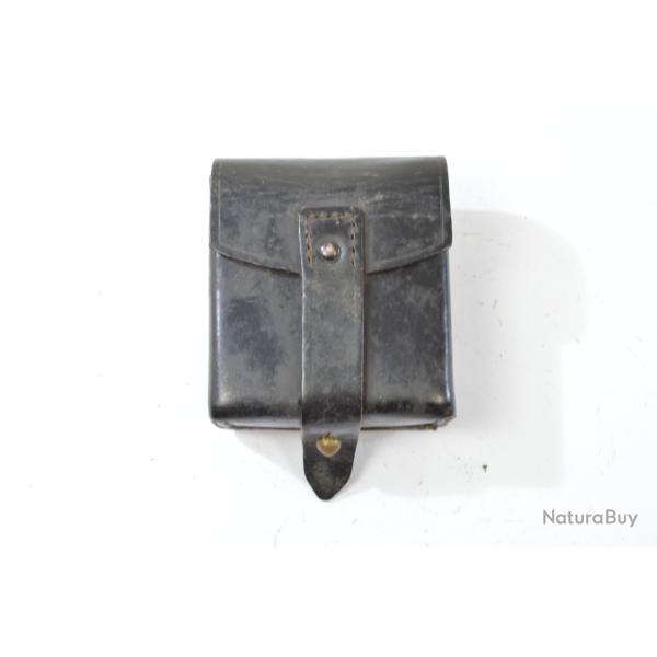 Pouch cartouchi�re � munitions sur clips Italienne Carcano et d�riv�s post WW2. Italie fusil (I)