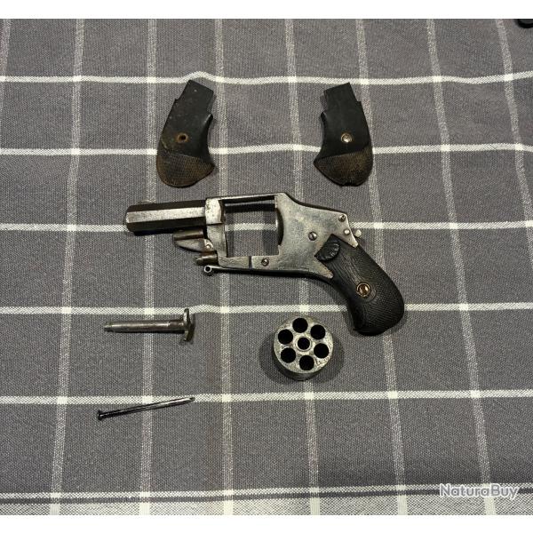 Revolver Bulldog Hammerless