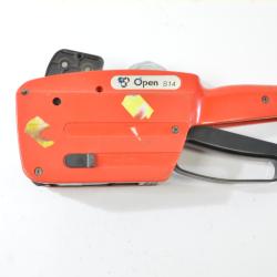 Etiqueteuse professionnelle OPEN S14 2 lignes, 8 caract&egrave;res reference et 6 caract&egrave;re prix. Commerce