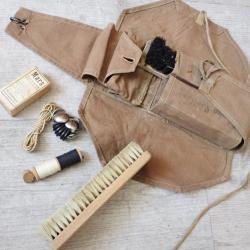 WW1 Kit de nettoyage uniforme / chaussures, d'ordonnance suisse. Pour paquetage, sac &agrave; dos