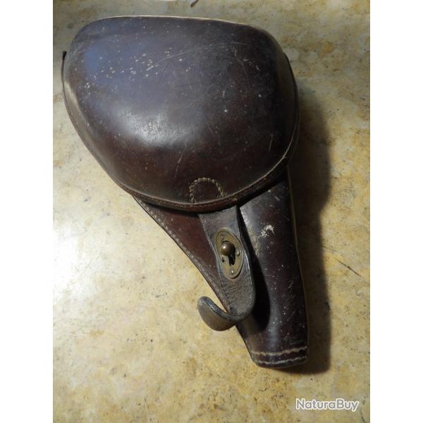 ETUI REVOLVER r�volver 1892  r�glementaire Fran�ais tampons nom emploi ww1 ou ww2  holster housse