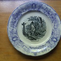 faience de choisy le roi vers 1900 assiette ancienne theme retour de chasse diametre 19,5 cm