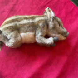 Peluche Marcassin, pas de prix de r&eacute;serve