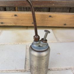 Burette BIB N&deg;1 - Acier et laiton 1950