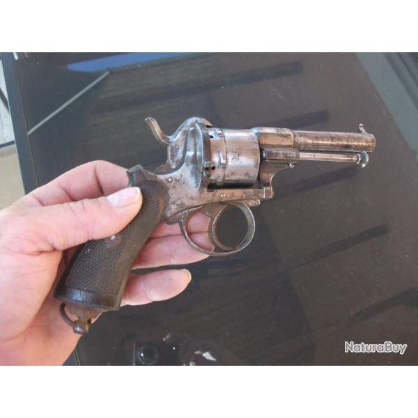 PISTOLET A BROCHE BELGE EN 9MM JUS GRENIER FONCTIONNE