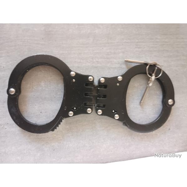 Menottes neuf haute s�curit� avec clefs